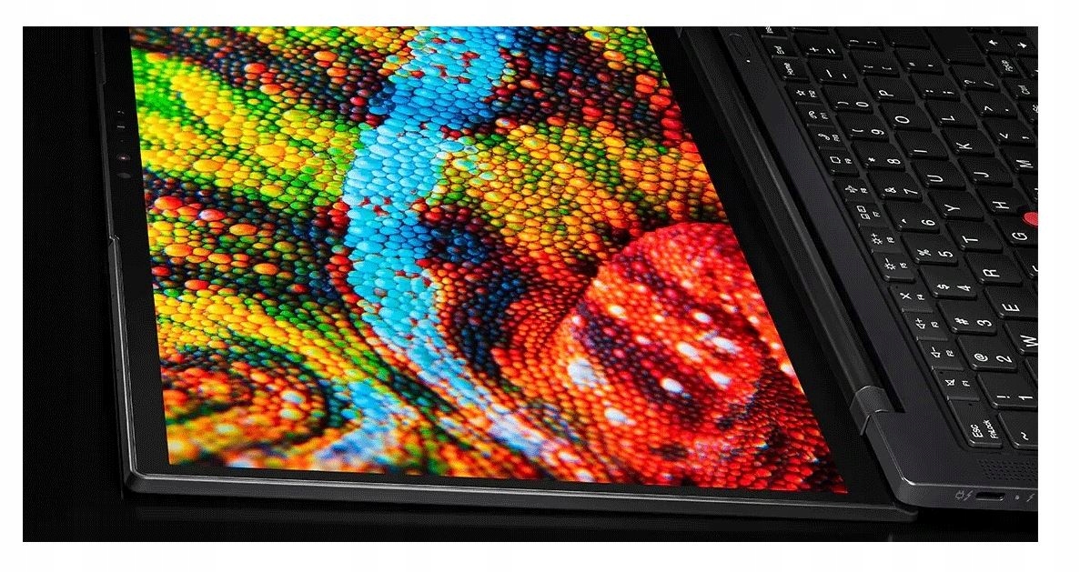 Lenovo IdeaPad Slim 3 Dotykowy 15.3" Ryzen 7 8840HS 16GB/512GB Cosmic Blue - obrazek 5